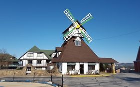 Windmill Inn And Suites Branson